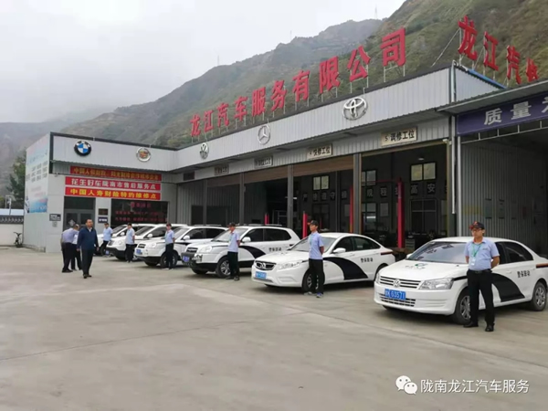 金錘鈑金，銀槍噴漆！龍江汽修值得信賴！